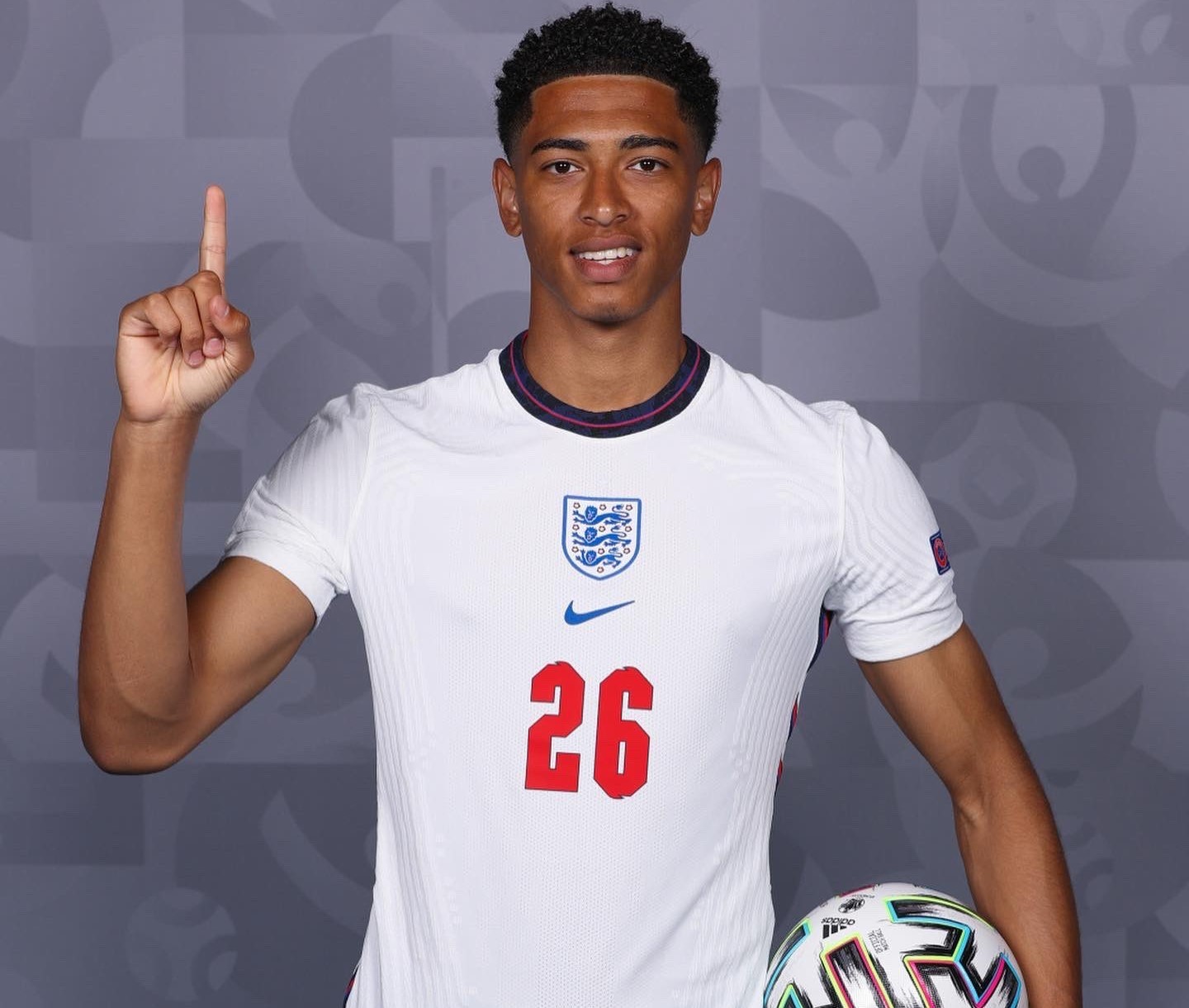 法媒：本泽马并未与吉达联合续约，也没收到俱乐部的续约提案