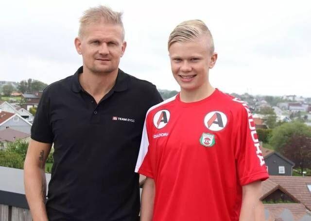 埃弗顿遭遇三连败，莫耶斯：对阵曼联我希望球员们做出回应