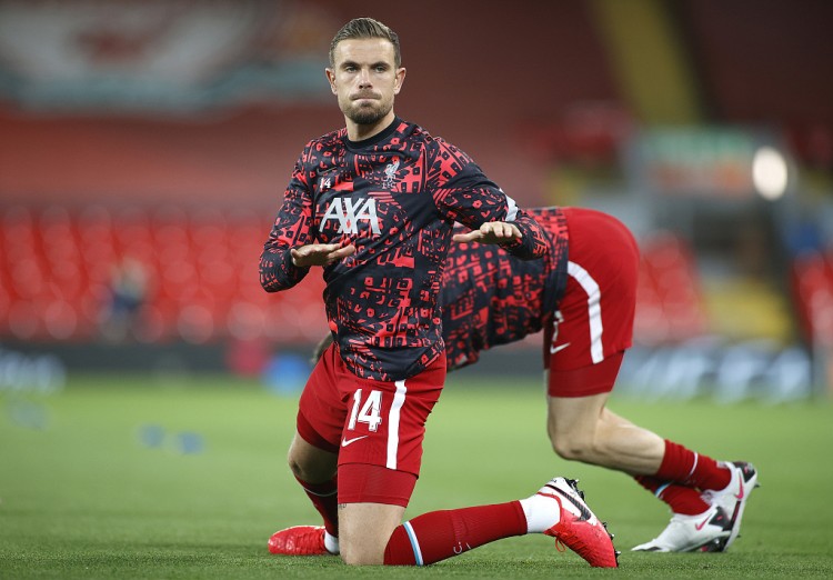 内维斯国家队和俱乐部近17场攻入11球，生涯此前146场仅进9球