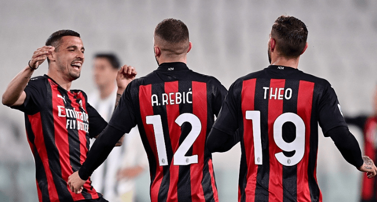 足坛狂欢一夜！欧冠7冠王3-2大逆转登顶意甲，红魔4-1大胜中资球队升第6