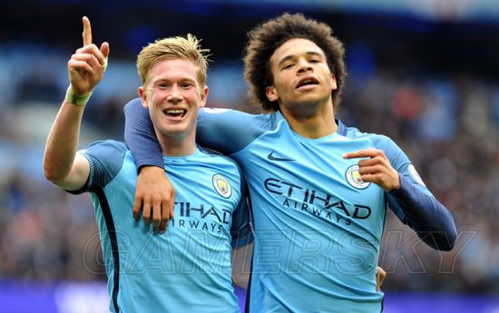 塞梅尼奥争夺战：曼城领跑 曼联+利物浦仍在谈判 蓝军+热刺已退出（塞梅尼奥转会之争：曼城占先，曼联与利物浦仍在洽谈，切尔西与热刺已退场）