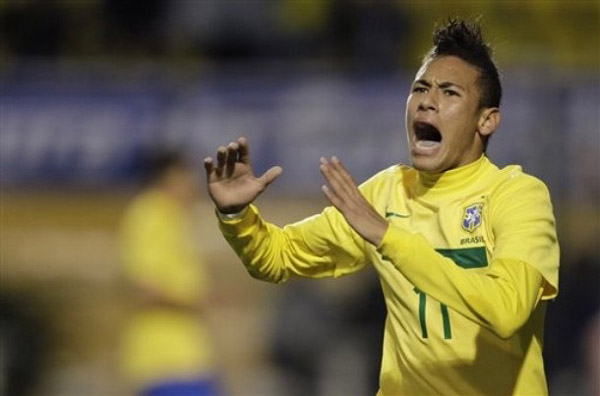 任骏飞接班人！广东男篮18岁小将王洪泽高效砍下15分8板3助攻