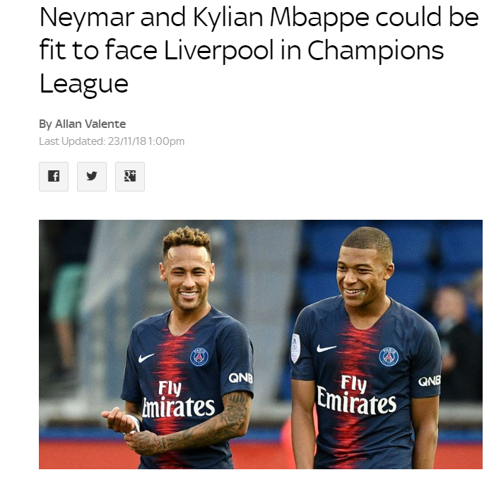 足协杯赛前举办垫场赛，张凌峰等四名成年球员对阵五十名小球员（足协杯赛前上演趣味垫场赛：张凌峰等4位成年球员对阵50名小球员）