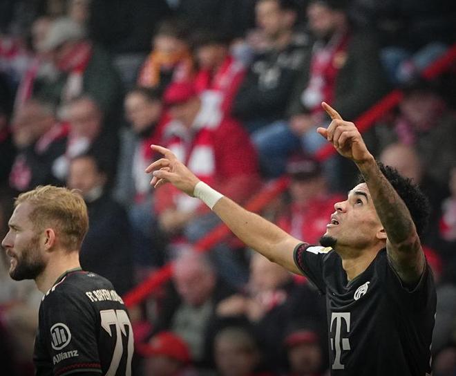 澳超半场：克莱因远射中柱，阿德莱德联暂0-0布里斯班狮吼