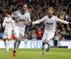 埃芬博格：我相信诺伊尔会续约，他会把更多机会让给乌尔比希（埃芬博格：看好诺伊尔续约，并将更多出场机会留给乌尔比希）