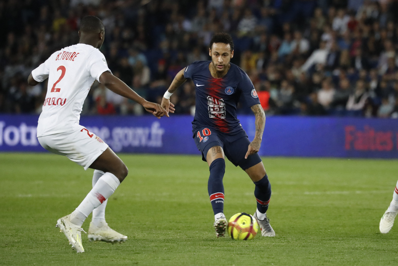 有心无力！数据示曼联足总杯90分钟难分胜负（心有余而力不足？数据称曼联足总杯常规时间难分高下）