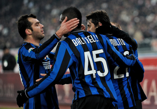 活塞客场大胜取得12连胜，终结对阵雄鹿五连败