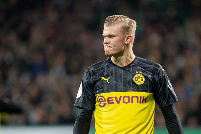 李昊桐丁文一南北半球同时开球，中国高尔夫迎来最魔幻一周