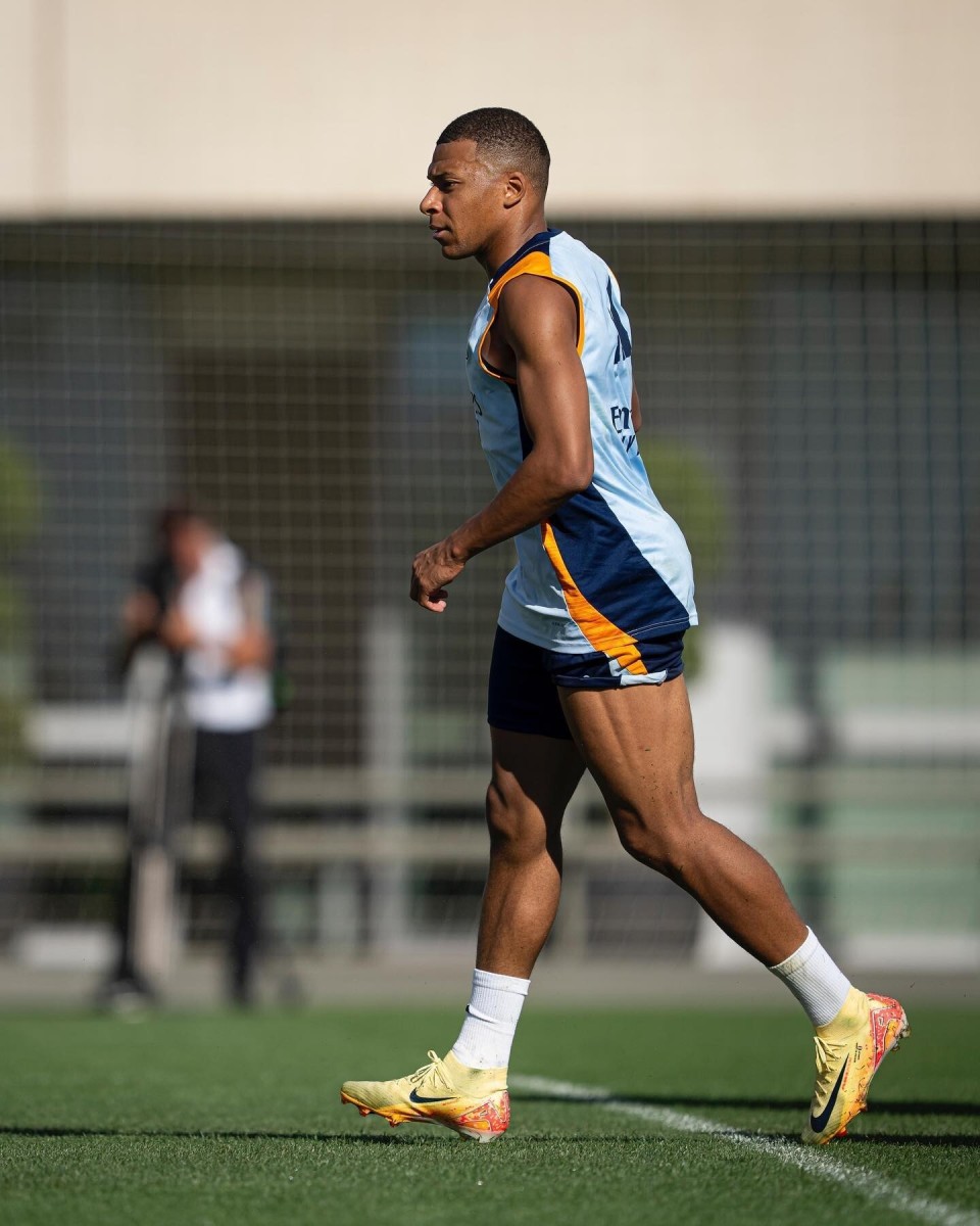 毛罗：尤文后防缺乏领袖，斯帕莱蒂应让他们展现个性成为领袖