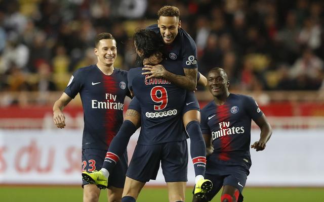 上肢力量对足球的重要性（上肢力量在足球中的关键作用）